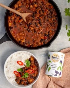 BLACK BEANS 4-PACK -Fresh Spice Kitchen Biona Black Bean Stew 1