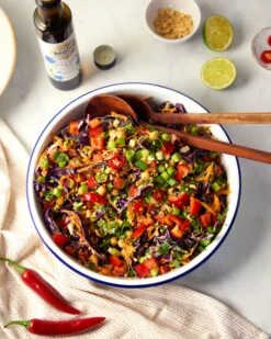 FLAX SEED OIL 5 FLAX SEED OIL -Fresh Spice Kitchen Biona Chopped Thai Salad 3 9a39b7fb c2eb 477f 86e6 7f51ff897965